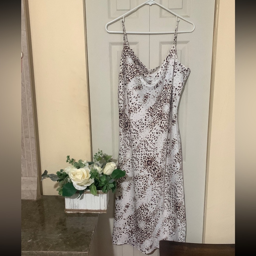 Express Limited Edition Midi Dress/ Size Medium